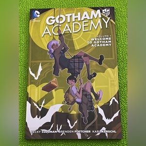 GOTHAM ACADEMY-VOLUME 1:WELCOME TO GOTHAM ACADEMY.